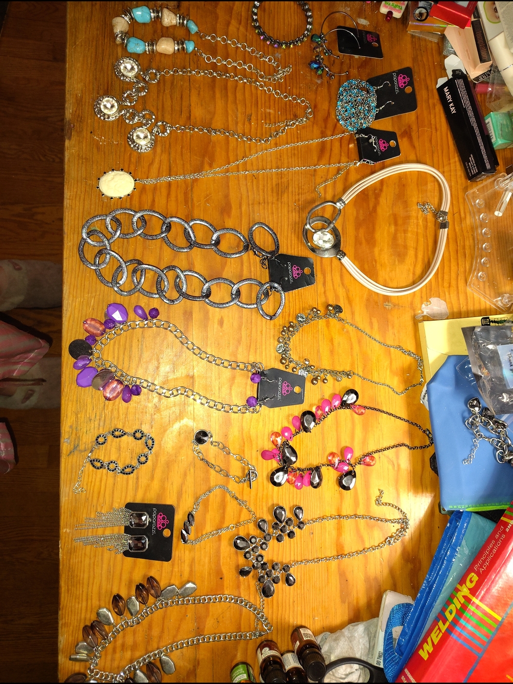 16 Pieces New Unworn Paparazzi Jewelry